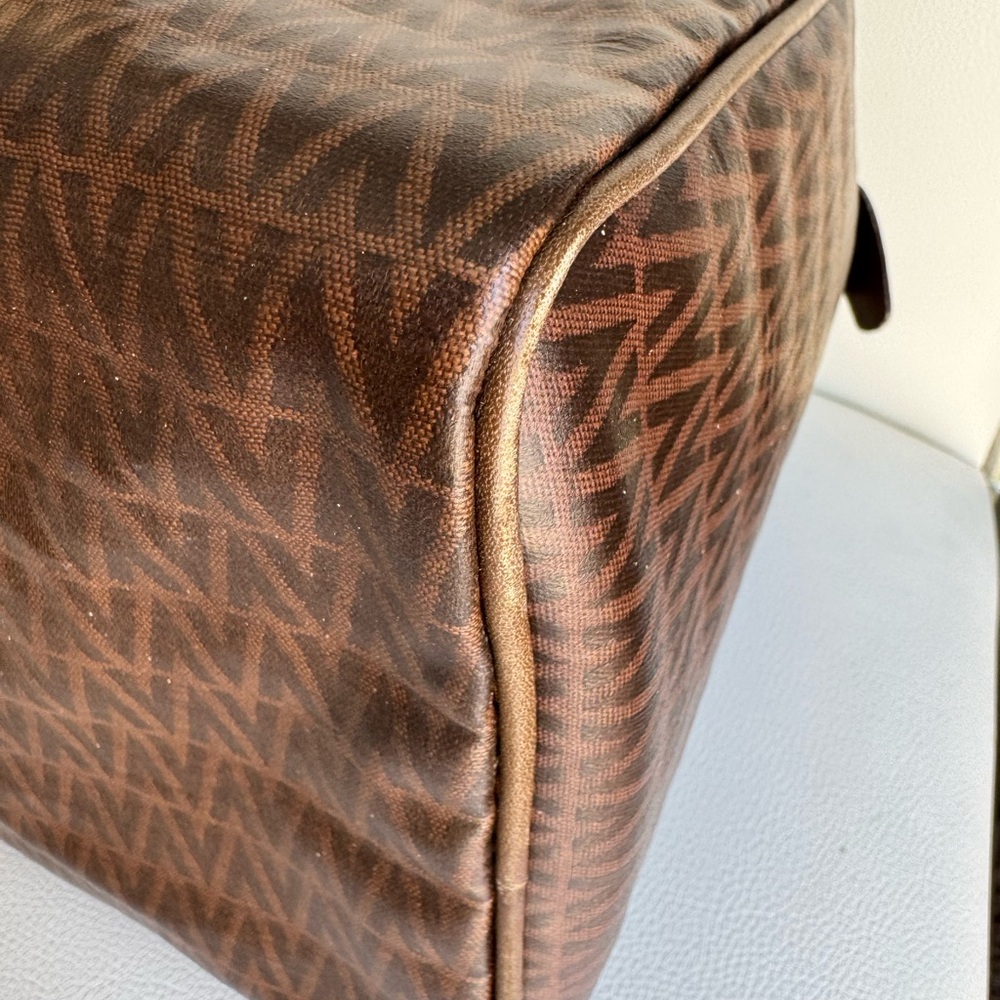 Authentic Mario Valentino Monogram Handbag Very Good Preloved Condition - Picture 10 of 14